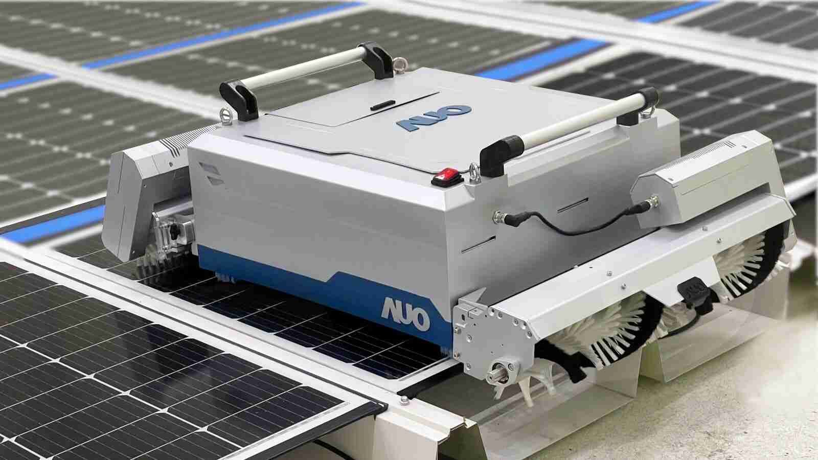 PG国际致力EPC场域技术升级，，导入清洁机器人搭配传感器与AI数据分析，，，，大幅减少维运成本